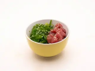 Ensalada de atún rojo & Wakame