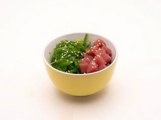 Ensalada de atún rojo & Wakame