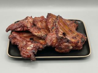 Menú de costillas clásicas al carbón