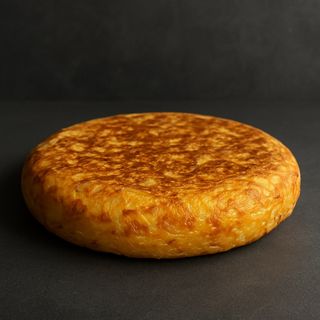TORTILLA CLÁSICA CON CEBOLLA