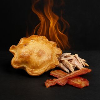 EMPANADILLA DE POLLO AL CARBÓN Y BACON