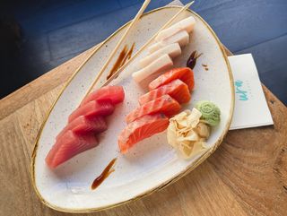 Sashimi pez mantequilla (3 piezas)