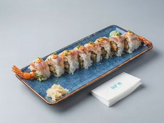 Sumokusamon uramaki (8 piezas)