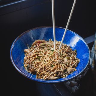 Yakisoba de solomillo