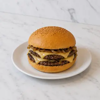 Hamburguesa doble con queso y cebolla