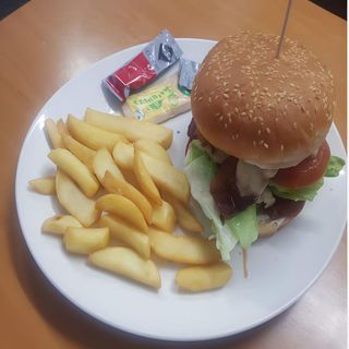 Hamburguesa colombiana