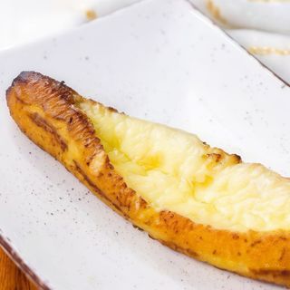 Plátano maduro con queso y mantequilla