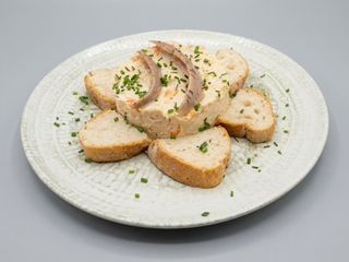 Ensaladilla rusa con ventresca