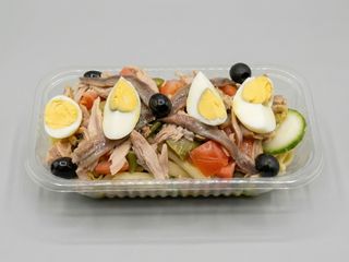 Ensalada de pasta a la nizzarda