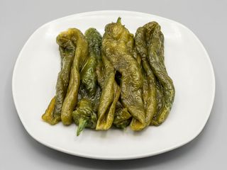 Pimientos fritos para 3-4 personas 