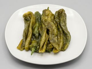 Media de pimientos fritos para 2-3 personas