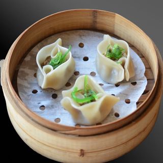 Jiaozi de ternera y pate de foie(3 uds.)