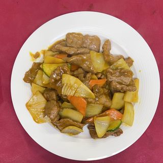 Ternera con salsa curry