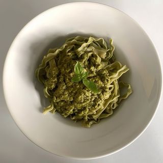 Fetuccini Verdi ai Pesto Genovese