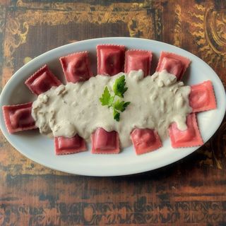 Ravioli Rosso Carbonara