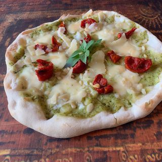 Pinsa Pesto Genovese