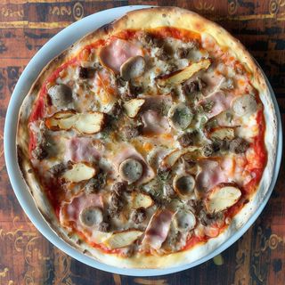 Pizza Carnivora (30 Cm.)