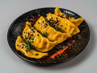Gyozas De Pollo Al Curry