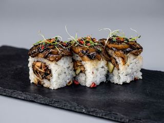 FOIE NO URA-MAKI