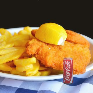 Combinado Pollo Crujiente Con Papas + Bebida (330ml.)