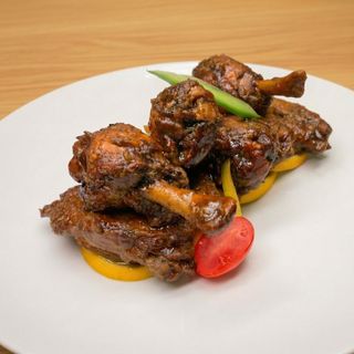 Jerk Wings / Alitas de Pollo estilo caribeño (6)