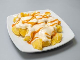 Patatas Bravas sin salsas (1/2 Ración)