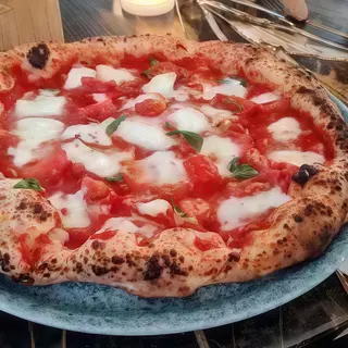 Pizza Bufalina (31 cm.)