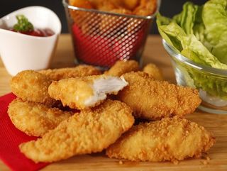 Fingers de pollo empanados y mayobacon