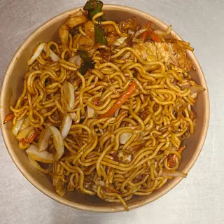 Yakisoba con pollo y verdura