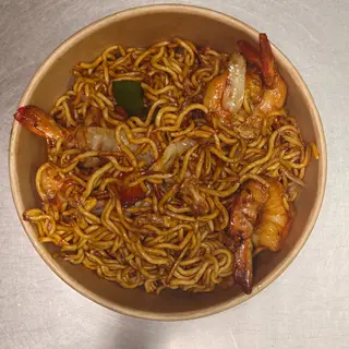 Yakisoba con gambas y verdura