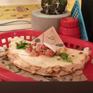 Quesadilla pollo