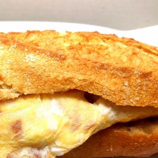 Bocadillo de Tortilla y Sobrasada