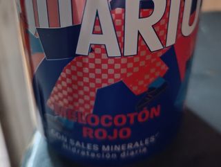 Aquarius melocotón rojo