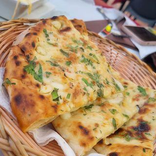 Garlic Naan