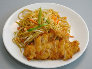 Combo 1 tallarines verduras con pollo limon