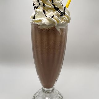 Batido de helado con nata 