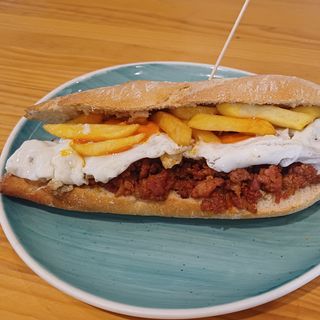 Bocata Completo de Txitxikis