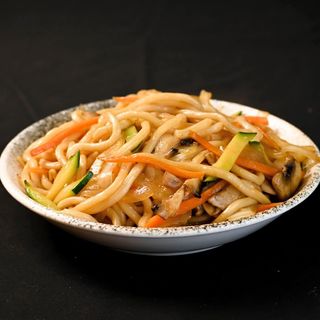 Yaki Udon Amb Gambes