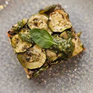 Pissaladière (coca) de ratatouille de verduras de temporada