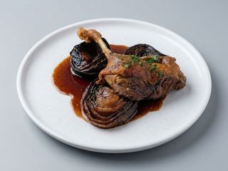 Confit de pato, salsa soja-miel