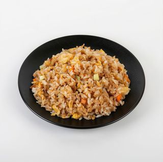 Yakimeshi con pollo