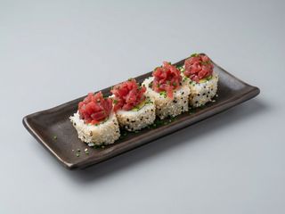 Tuna roll (8 uds.)