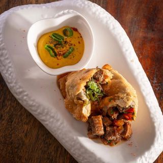 Empanada de lomo saltado( 1ud )