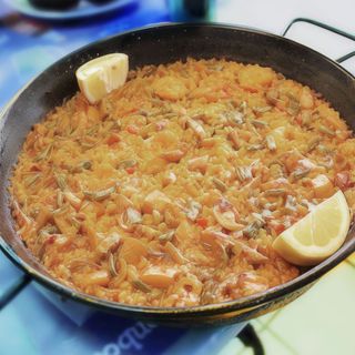 Paella parellada con marisco y verduras (2 raciones)
