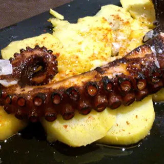 pulpo a la brasa