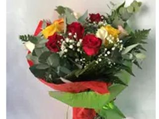 Ramo 5 rosas variadas