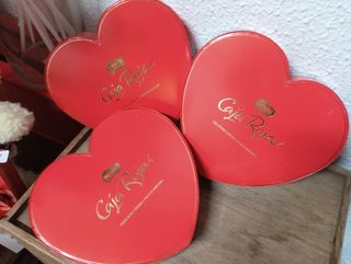 Caja de bombones 150g Corazón