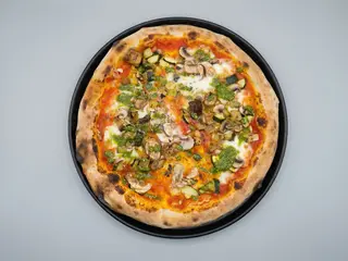 Pizza ortolana (33 cm.)