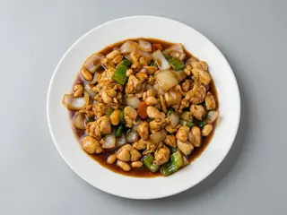 Pollo Con Almendras