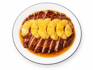 Pato con Salsa Piña